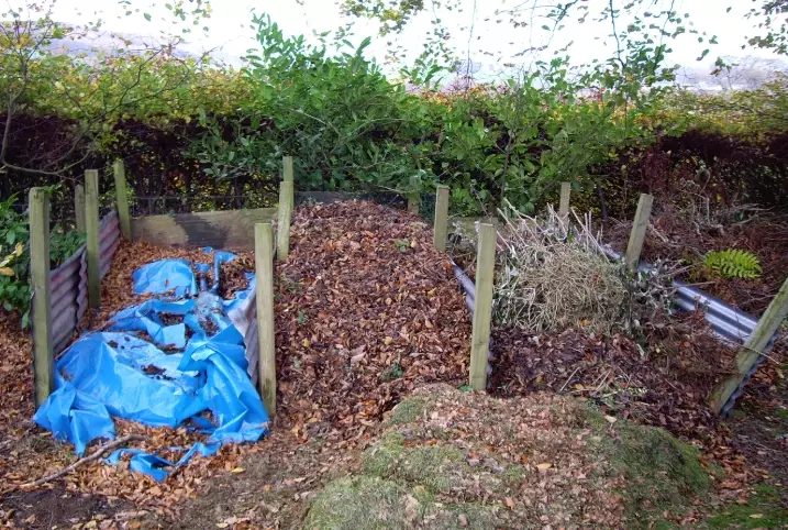 compost heap materials compost heap materials