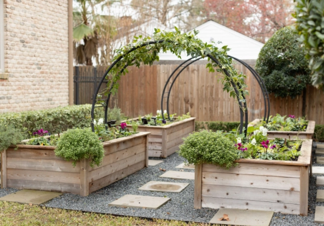 small raised garden bed designs