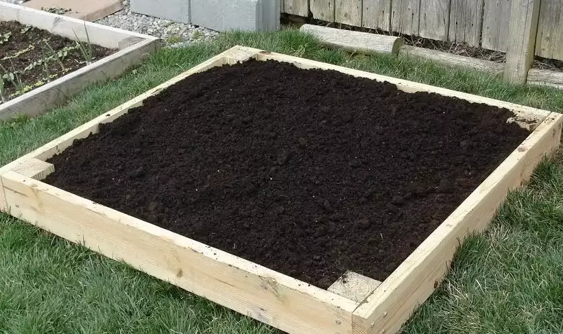 raised bed soil recipe