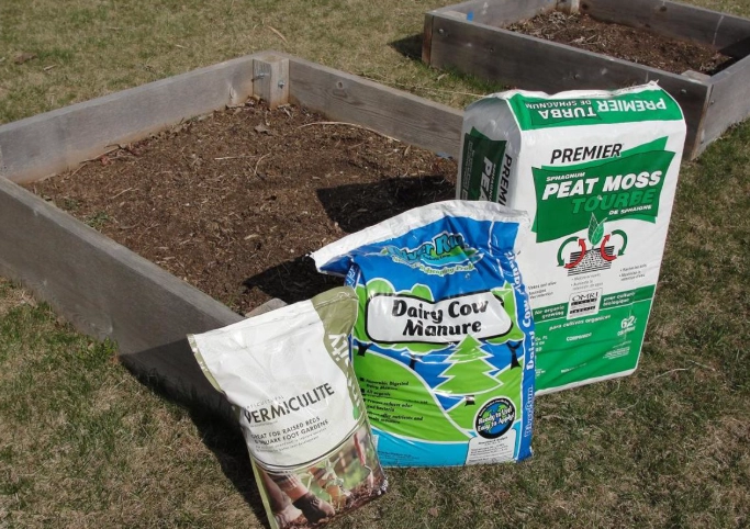 raised bed soil mix