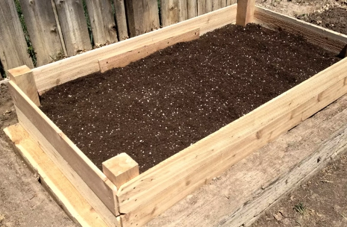 how to make garden soil for raised beds