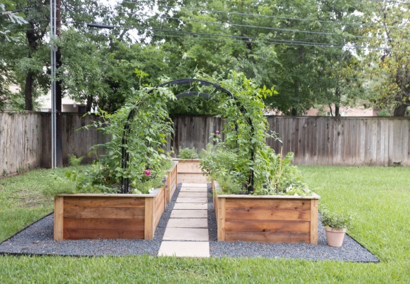 how to build a raised garden bed