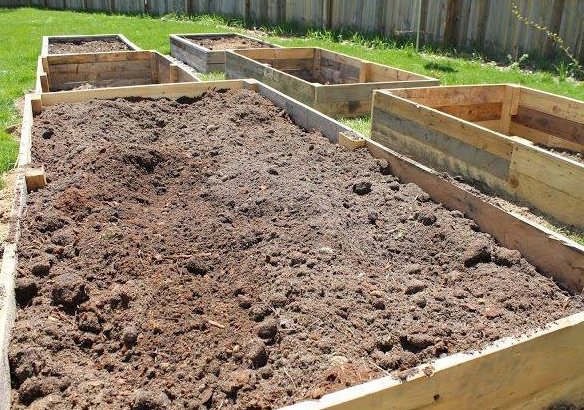 raised bed soil mix recipe