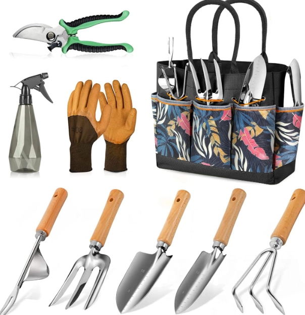 essential garden tools list